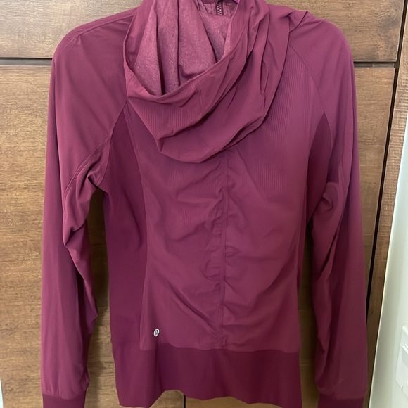 Lululemon In Flux Jacket(Reversible) - Picture 10 of 10